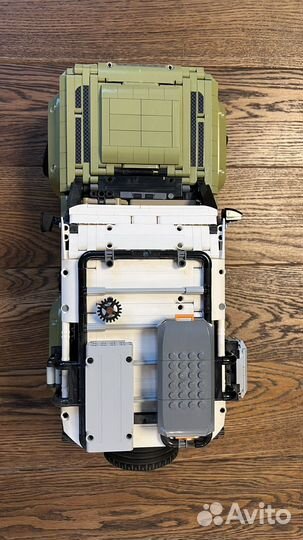 Lego Land Rover Defender