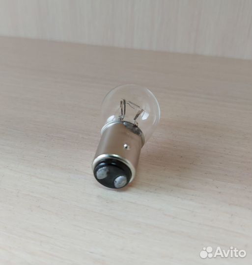 Лампа для заднего фонаря прицепа, двухконтактная