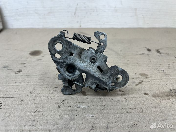 Замок капота Peugeot 206 2008 1.4