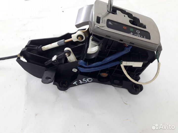 Селектор АКПП Toyota Avensis T250