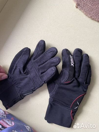 Спортивные перчатки swix