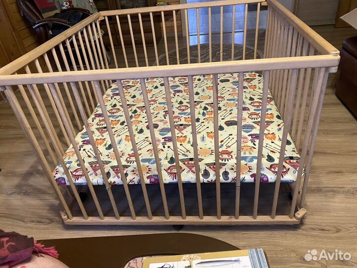 Детский деревянный манеж