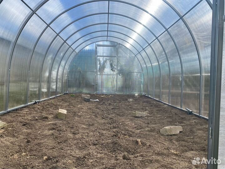 Теплица g-7387