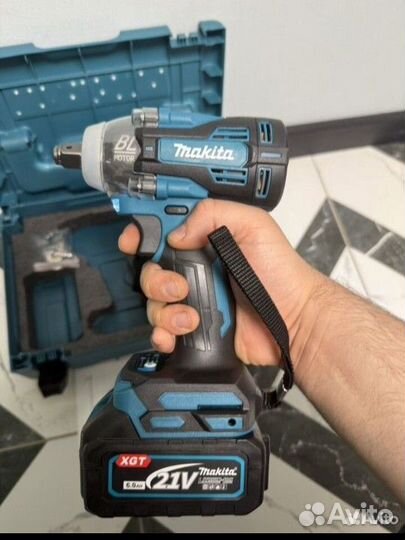 Гайковерт Makita аккумуляторный 400 N.m