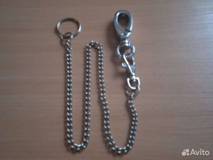 Цепь для ключей с клипсой для фиксации на одежде