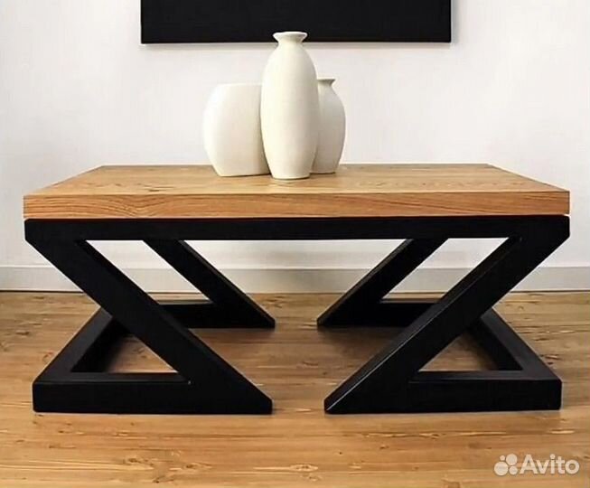 Журнальный столик