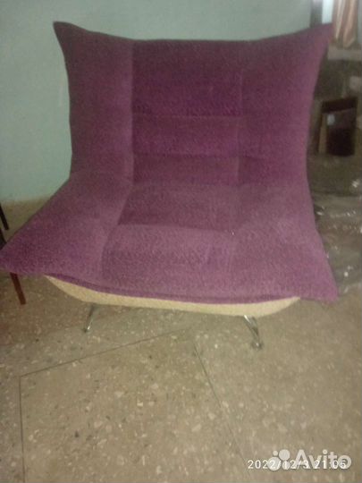 Кресло мягкое новое