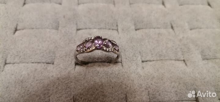 Кольцо с аметистом