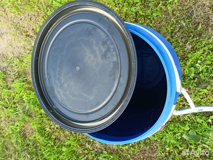 Бочка пластиковая 160 л