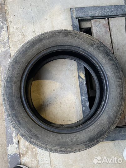 Goodyear EfficientGrip SUV 215/60 R17