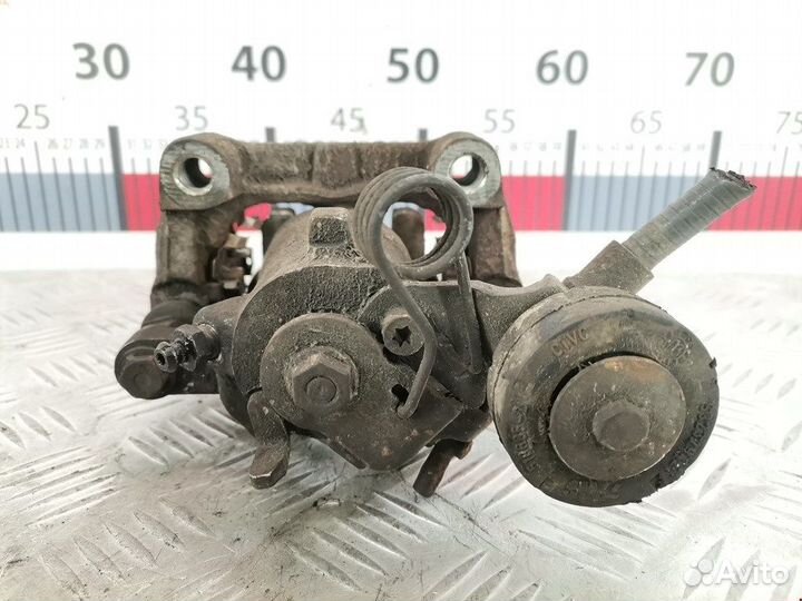 Суппорт задний левый для Opel Zafira A