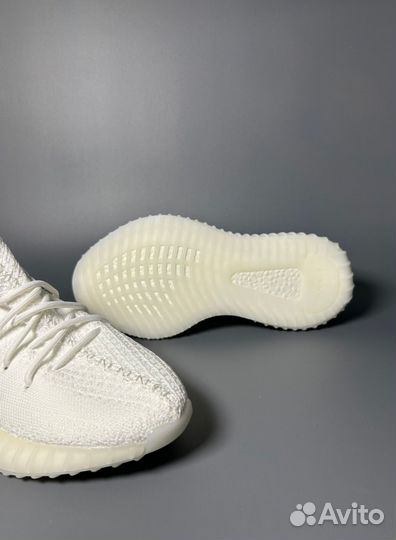 Кроссовки Yeezy Boost 350 V2 White Люкс