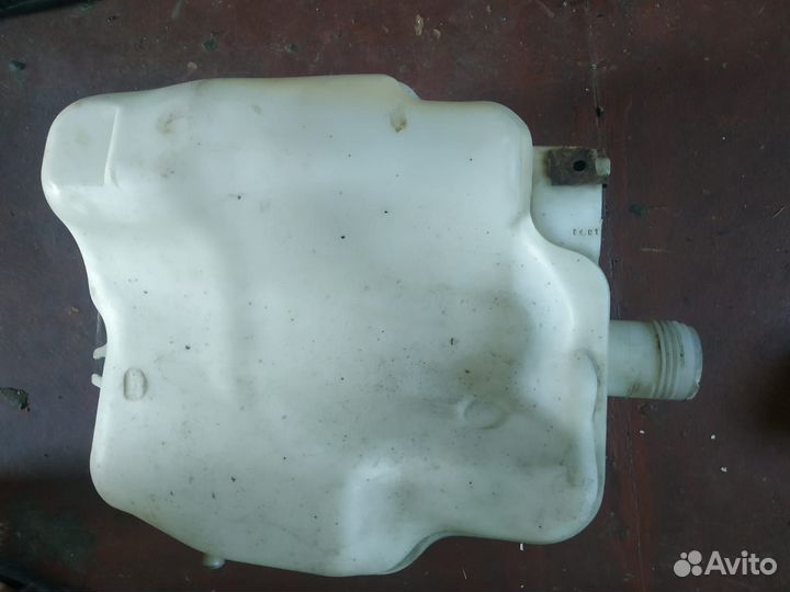Бачок омывателя Пежо 406 (Peugeot 406)