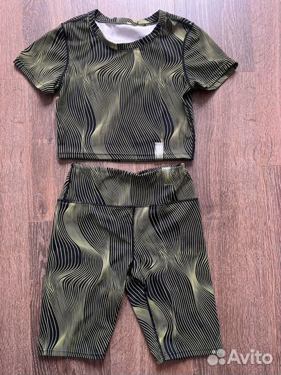 Спортивный костюм для фитнеса женский