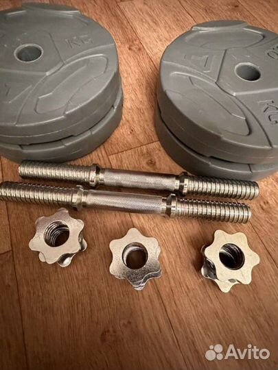 Штанга с блинам и гантелям