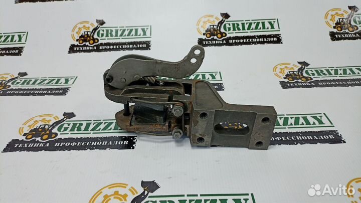 Колодка ручного тормоза (левая) в сборе