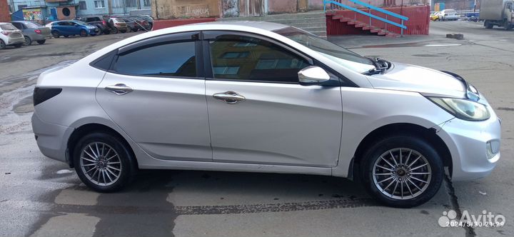 Hyundai Solaris 1.6 AT, 2012, 213 158 км