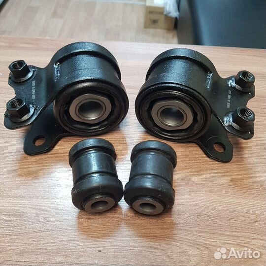 Сайлентблоки рычагов 4шт Ford Focus 2