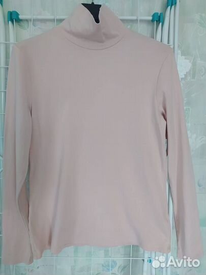 Uniqlo водолазка M