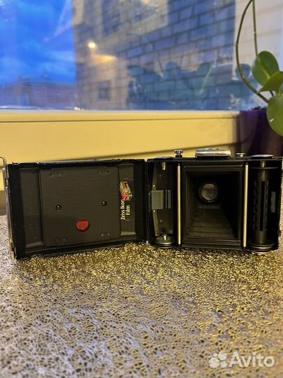 Плёночный фотоаппарат