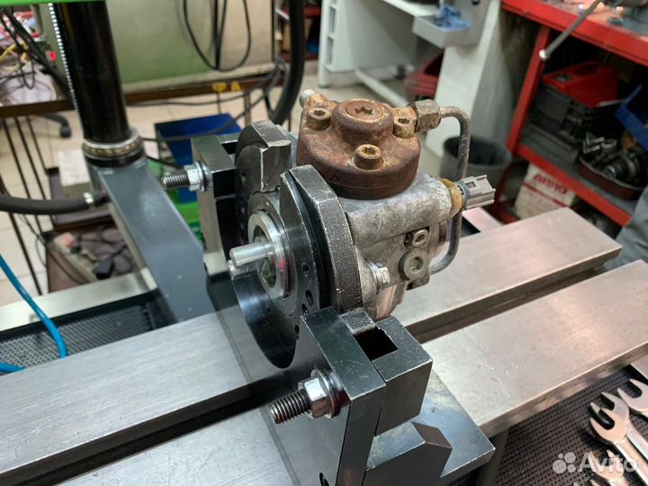 Топливная форсунка Chrysler 0445115049