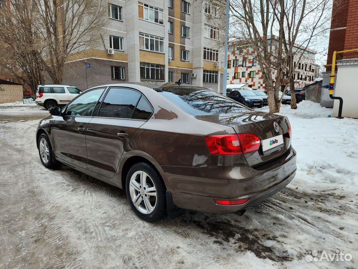 Volkswagen Jetta 1.6 AT, 2013, 183 319 км