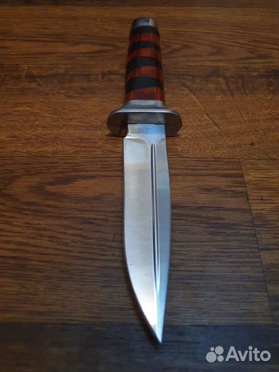 Нож туристический