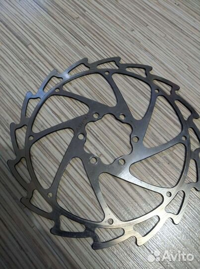 Диск тормозной 180