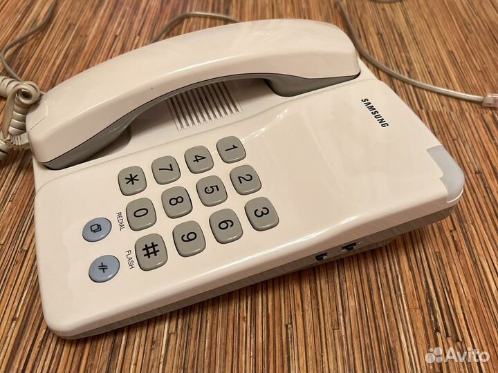 Телефонный аппарат Samsung