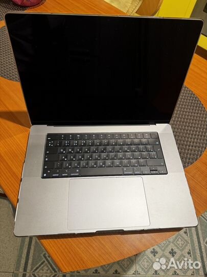 MacBook Pro 2021 16 M1 Pro 16Gb/512Gb Серый космос