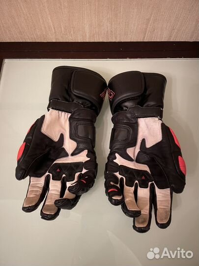 Перчатки dainese