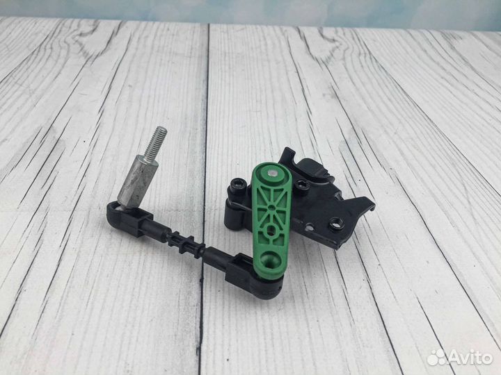 Датчик дорожного просвета Audi A7 передний левый