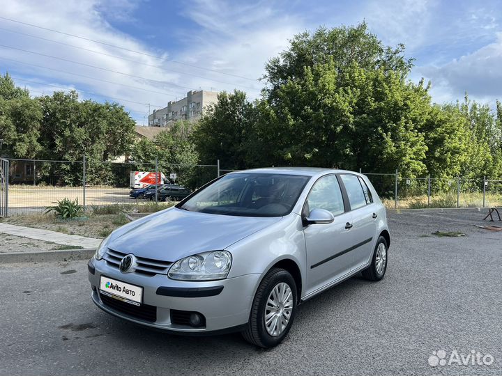 Volkswagen Golf 1.6 AT, 2004, 187 615 км