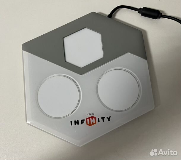 Игра xbox 360 infiniti фигурки и дополнение