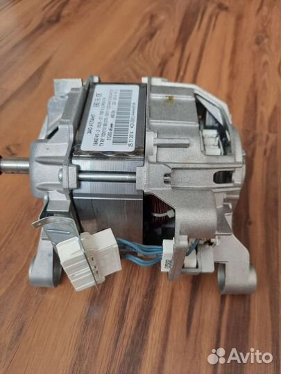 Двигататель стиральной машины