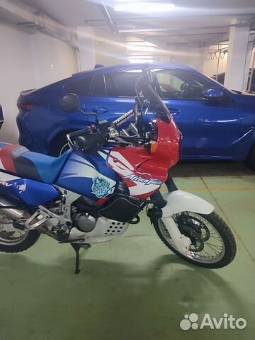 honda africa twin 2000