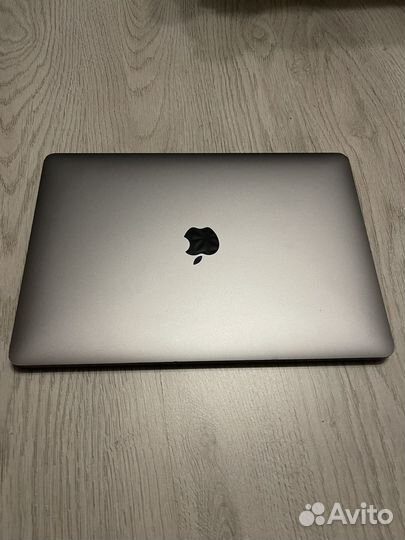 Apple macbook pro 13 2019