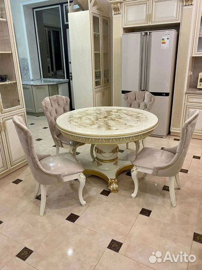 Обеденная группа