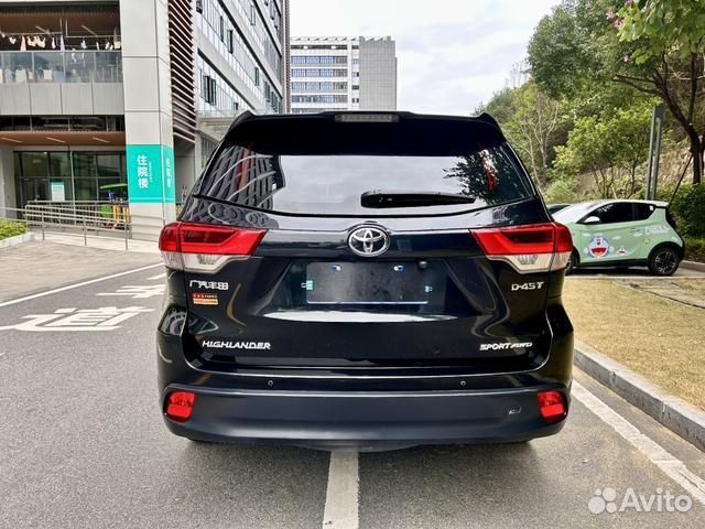 Toyota Highlander 2.0 AT, 2021, 31 000 км