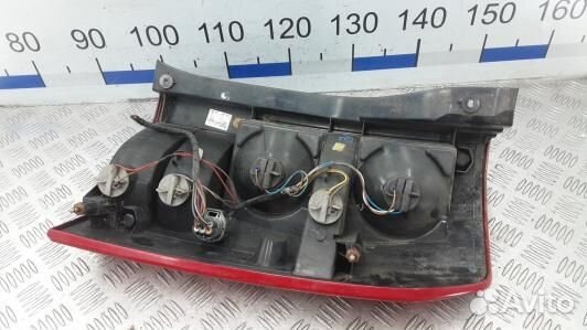 Фонарь задний левый land rover discovery 3 (ZNI15M