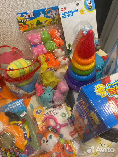 0-12м новые игрушки, погремушки, музык. развивашки