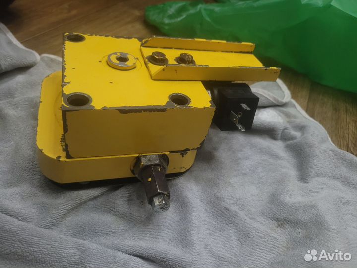 Сервопривод Строкер 9A Epiroc 2658508485