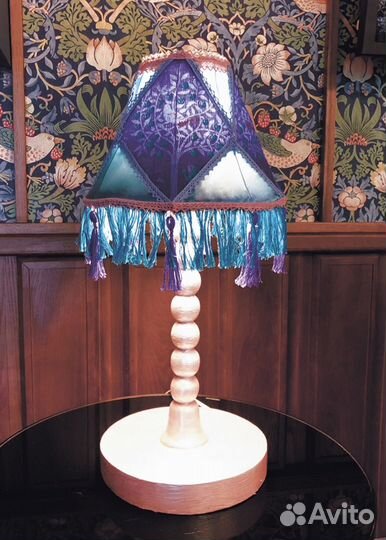 Лампа настольная