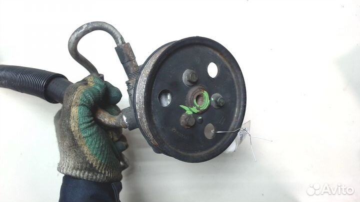 Гур Jeep Liberty, 2004