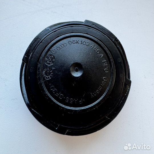 Крышка маслозаливной горловины VAG