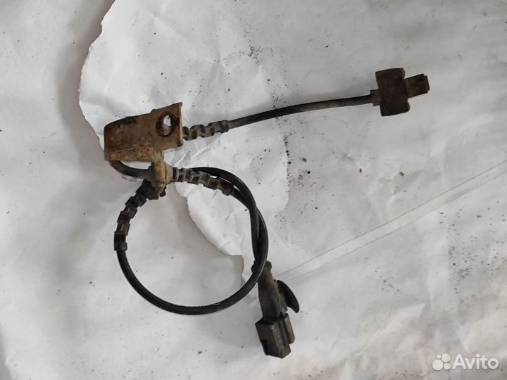 Датчик ABS передний Renault Logan