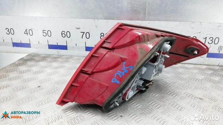 Фонарь задний левый Mercedes-Benz C-Класс