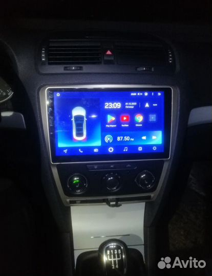 Магнитола Teyes Skoda Octavia A5 серебро Android