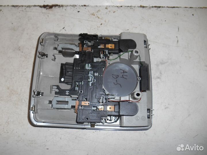 Плафон освещения салона передний Audi A4 B5