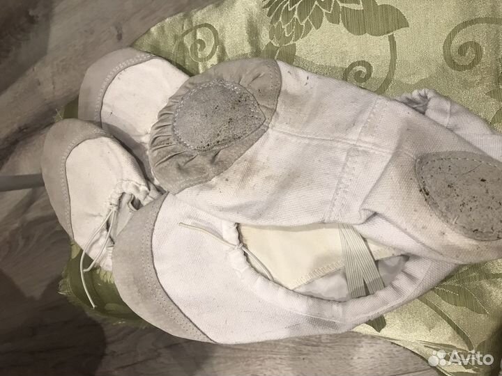 Балетки (чешки ) для танцев белые